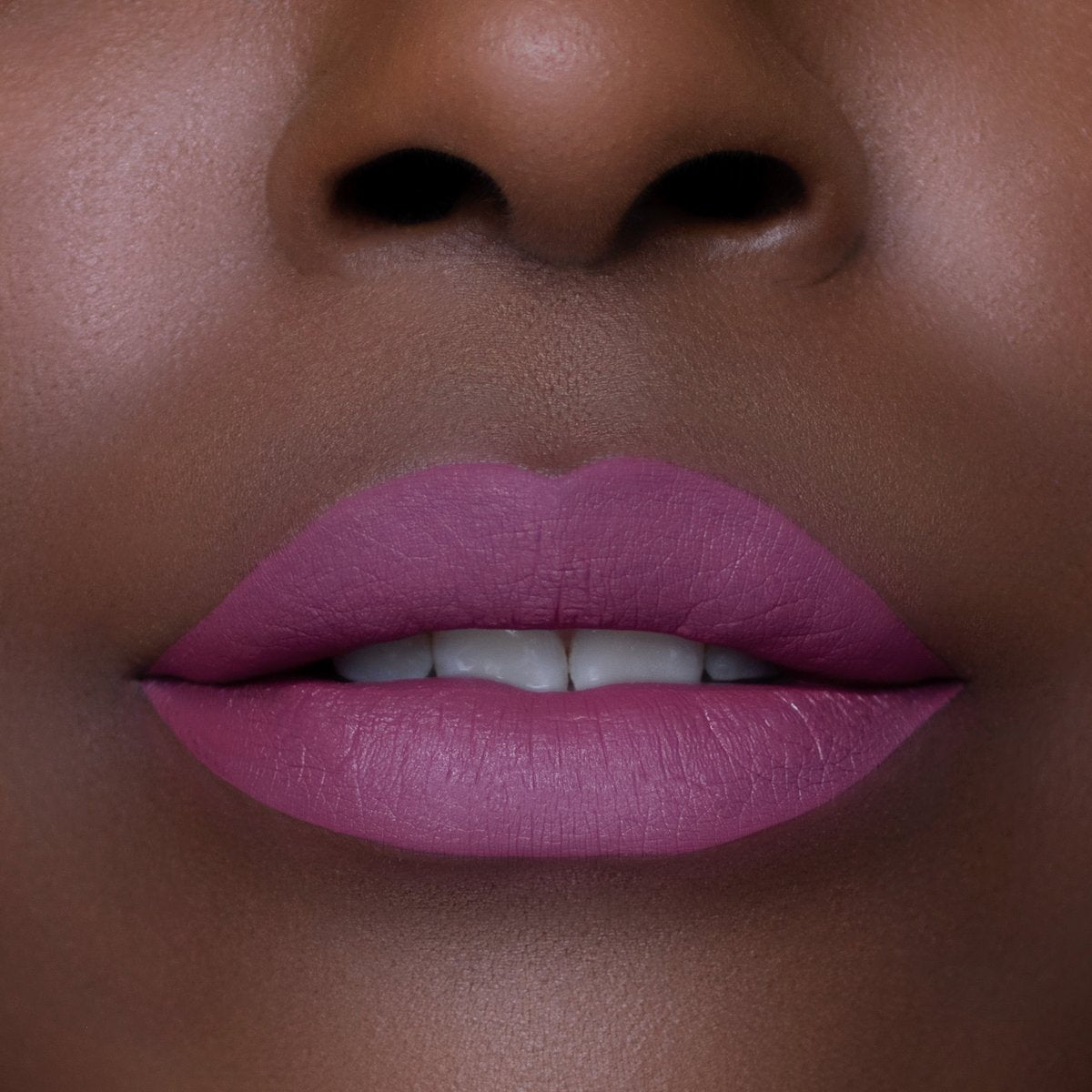 LADY LIKE Seal The Deal - BEAUTY CREATIONS - Compra Maquillaje y Artículos de Belleza | Belle Queen Cosmetics