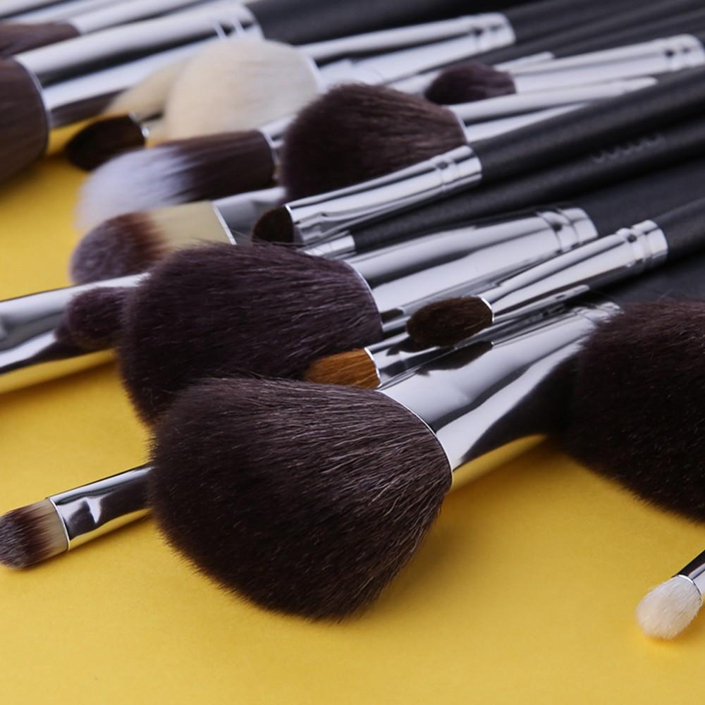 SET DE 29 BROCHAS DA2901 - DOCOLOR