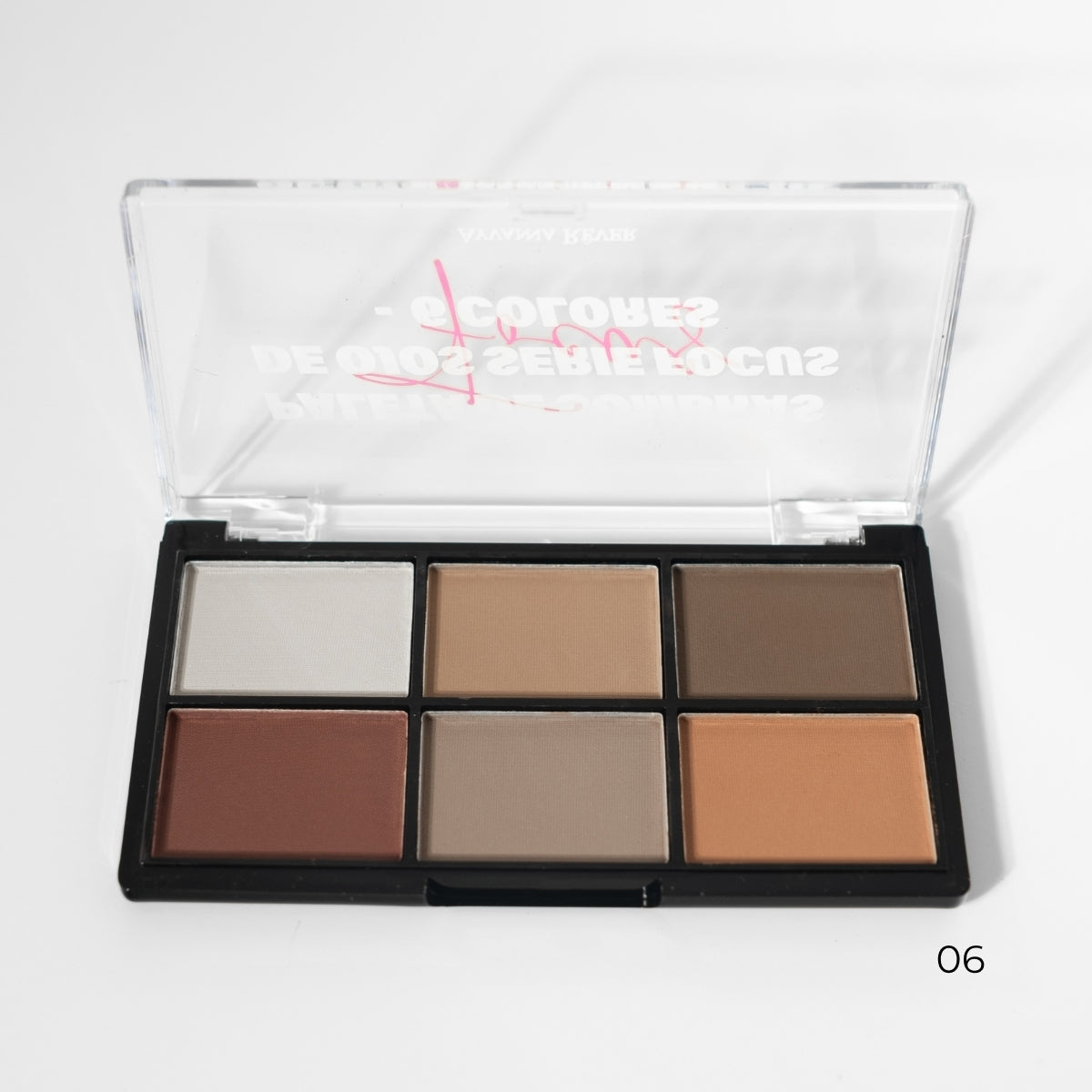 PALETA DE SOMBRAS DE OJOS A 6 COLORES - AYVANNA REVER