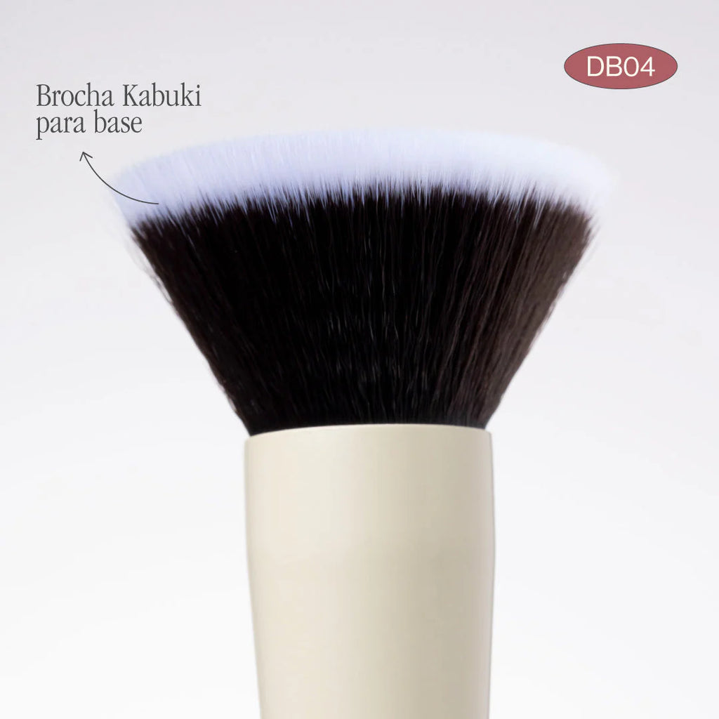 BROCHA DUO KABUKI Y CORRECTOR | ATENEA