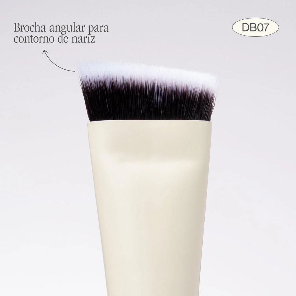 BROCHA DUO PARA CORRECTOR Y CONTORNO | ATENEA