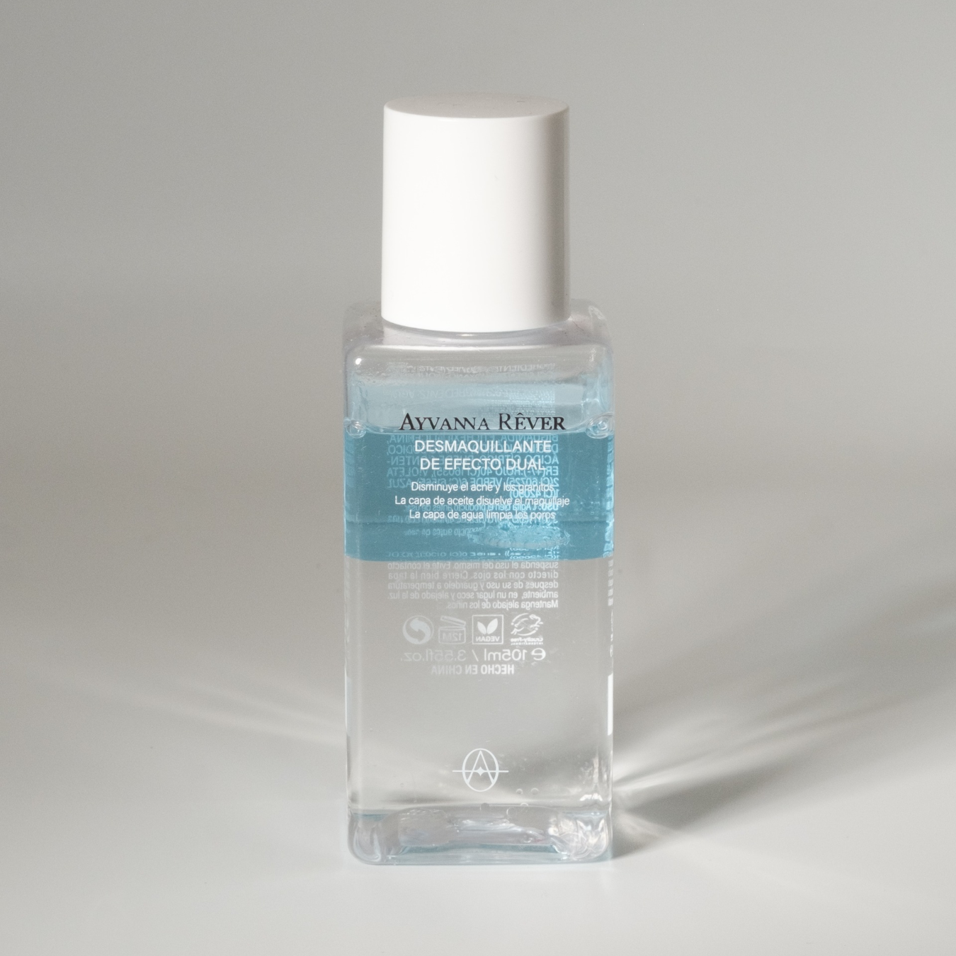 DESMAQUILLADOR DE EFECTO DUAL - AYVANNA REVER