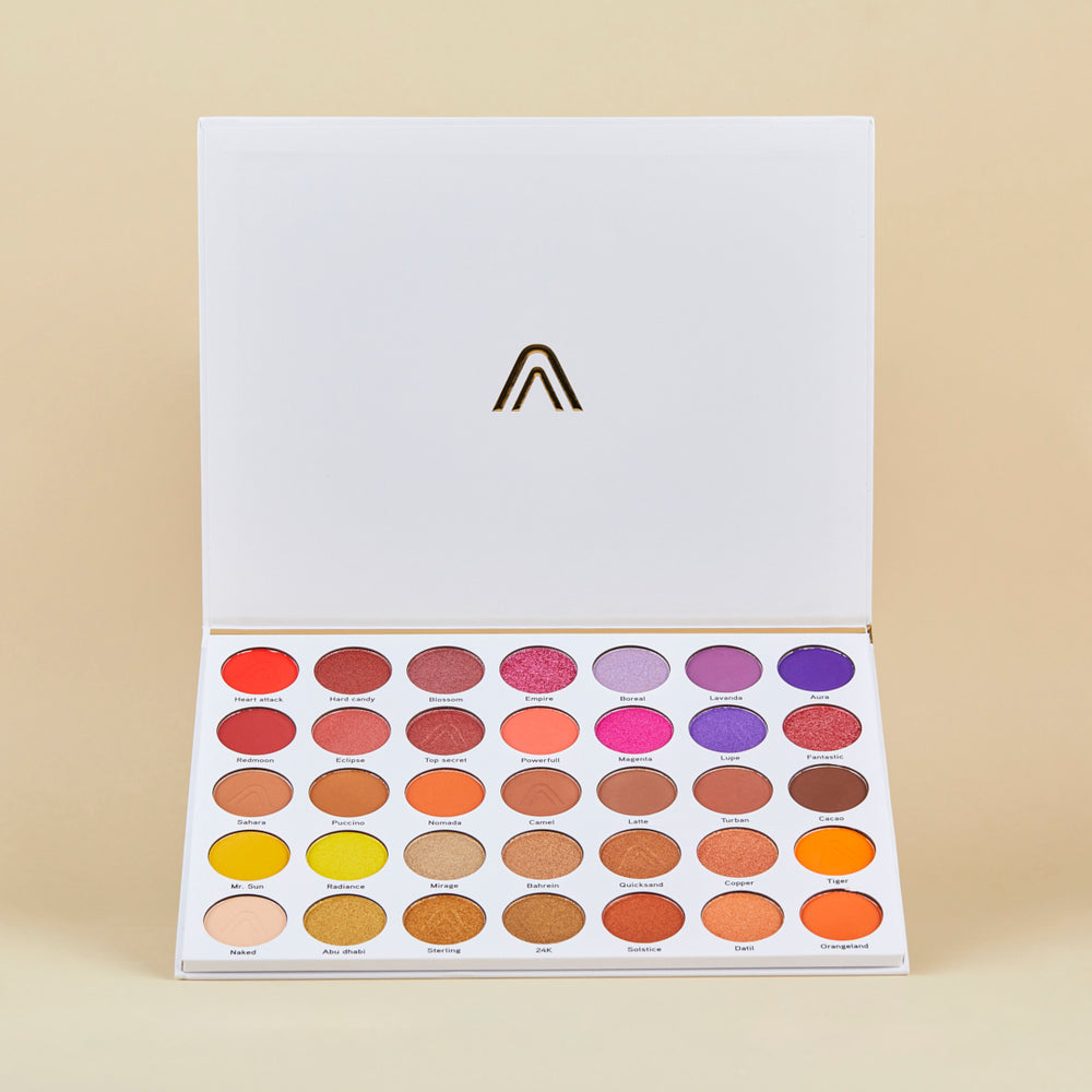 PALETA DE SOMBRAS MAJESTIC MAKEUP EXPERT | ATENEA