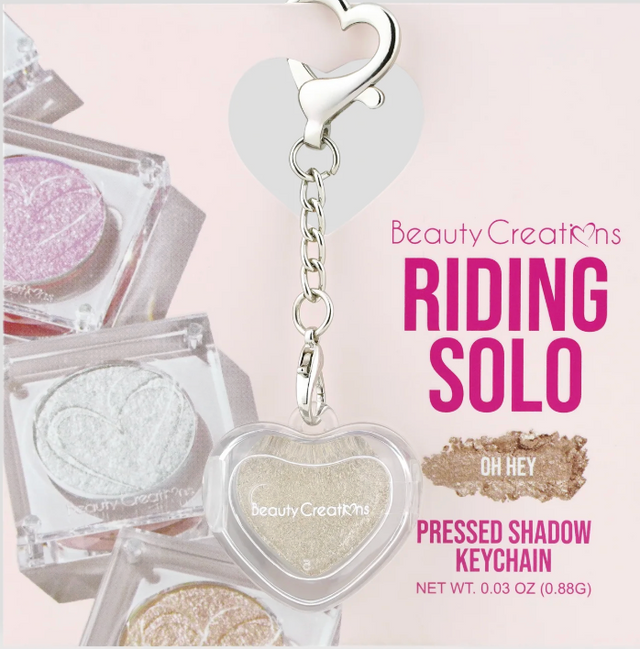 Llavero Riding Solo Keychain | Beauty Creations