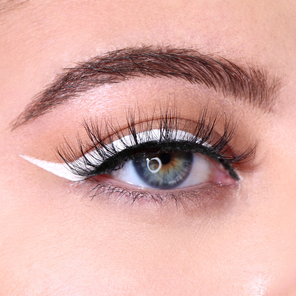 Eye Catching Dip Liner (002, White) - Delineador Líquido | MOIRA