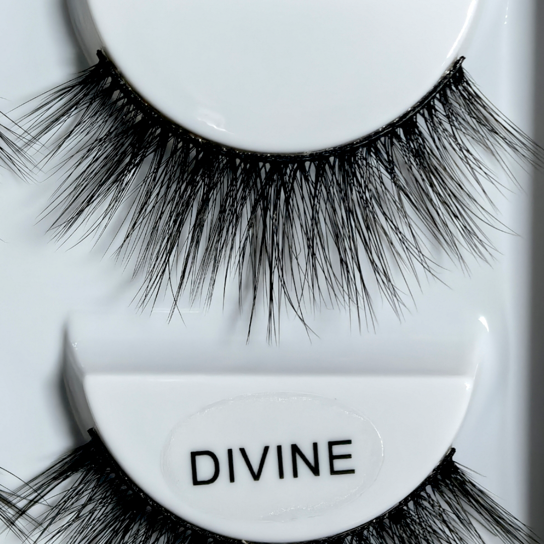 DIVINE PESTAÑA  - FOMG BEAUTY