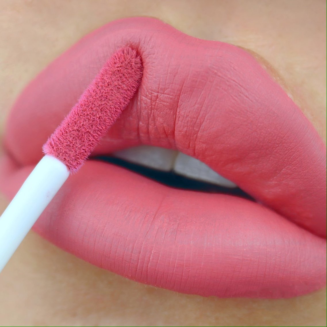 BARE Seal The Deal - BEAUTY CREATIONS - Compra Maquillaje y Artículos de Belleza | Belle Queen Cosmetics