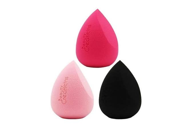 Esponja Flawless -  BEAUTY CREATIONS - Compra Maquillaje y Artículos de Belleza | Belle Queen Cosmetics